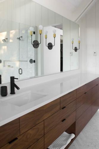 95 S Ivy Second Bathroom Counter